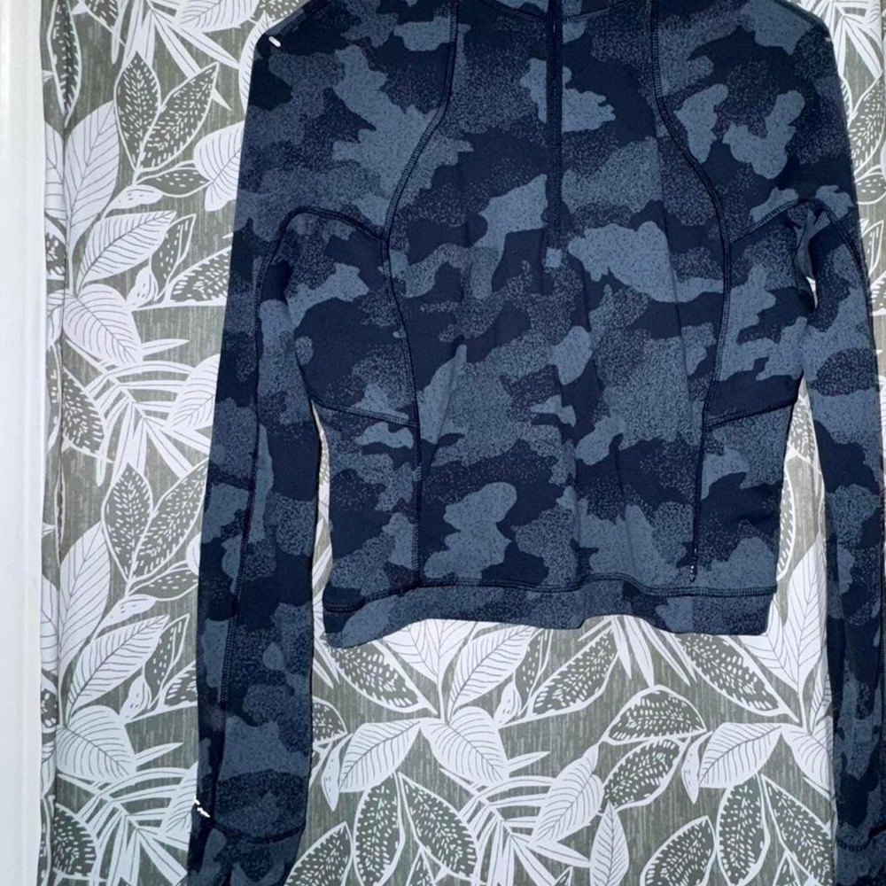'Navy blue lululemon camo cropped jacket #fitness Camo Lululemon all it take